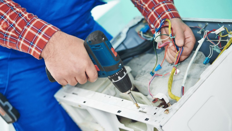 Köprübaşı Termoteknik Termoteknik çamaşır makinesi kart tamiri – Su almama arızası orijinal parça ile giderildi. - Teknik servis örneği